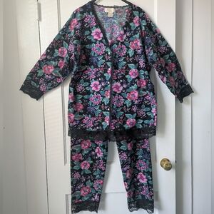 Vintage Victoria's Secret Gold Label Floral Lace Pearl Button Cotton Pajama Set